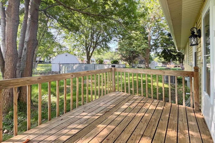 708 MISSION, FREEPORT, Illinois 61032, 3 Bedrooms Bedrooms, ,2 BathroomsBathrooms,House,For Sale,MISSION,202604259