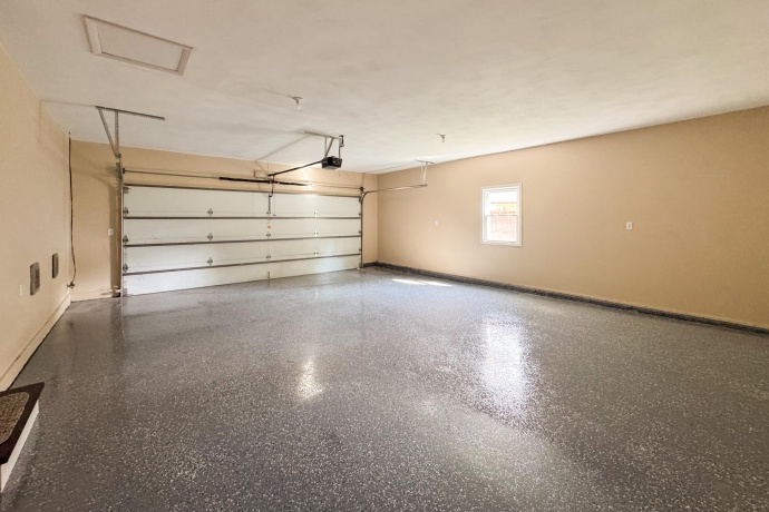 708 MISSION, FREEPORT, Illinois 61032, 3 Bedrooms Bedrooms, ,2 BathroomsBathrooms,House,For Sale,MISSION,202604259