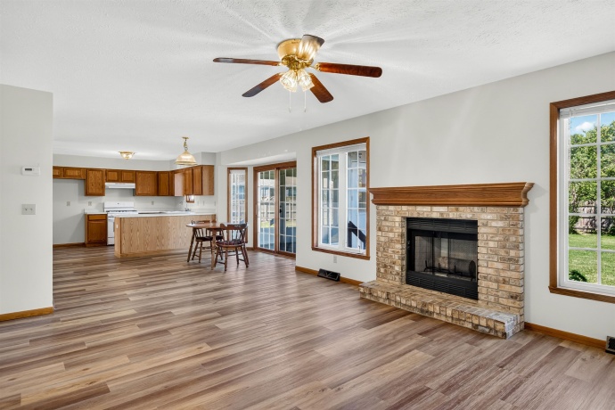 735 KRISTI, BYRON, Illinois 61010, 4 Bedrooms Bedrooms, ,2 BathroomsBathrooms,House,For Sale,KRISTI,202604261