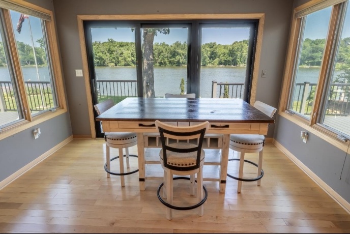 9508 SHORE, MACHESNEY PARK, Illinois 61115, 3 Bedrooms Bedrooms, ,2 BathroomsBathrooms,House,For Sale,SHORE,202604263