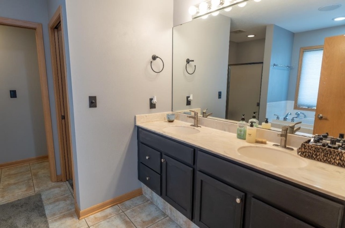 9508 SHORE, MACHESNEY PARK, Illinois 61115, 3 Bedrooms Bedrooms, ,2 BathroomsBathrooms,House,For Sale,SHORE,202604263