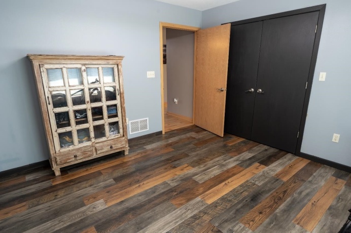 9508 SHORE, MACHESNEY PARK, Illinois 61115, 3 Bedrooms Bedrooms, ,2 BathroomsBathrooms,House,For Sale,SHORE,202604263