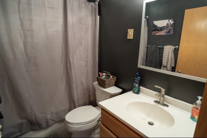 9508 SHORE, MACHESNEY PARK, Illinois 61115, 3 Bedrooms Bedrooms, ,2 BathroomsBathrooms,House,For Sale,SHORE,202604263