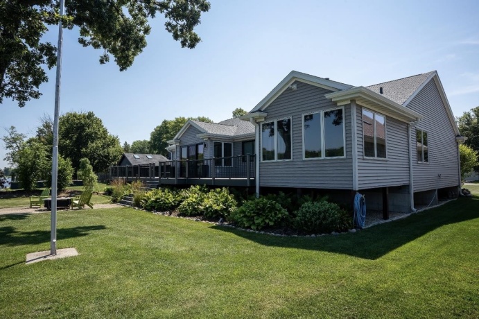 9508 SHORE, MACHESNEY PARK, Illinois 61115, 3 Bedrooms Bedrooms, ,2 BathroomsBathrooms,House,For Sale,SHORE,202604263