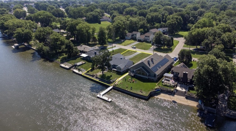 9508 SHORE, MACHESNEY PARK, Illinois 61115, 3 Bedrooms Bedrooms, ,2 BathroomsBathrooms,House,For Sale,SHORE,202604263