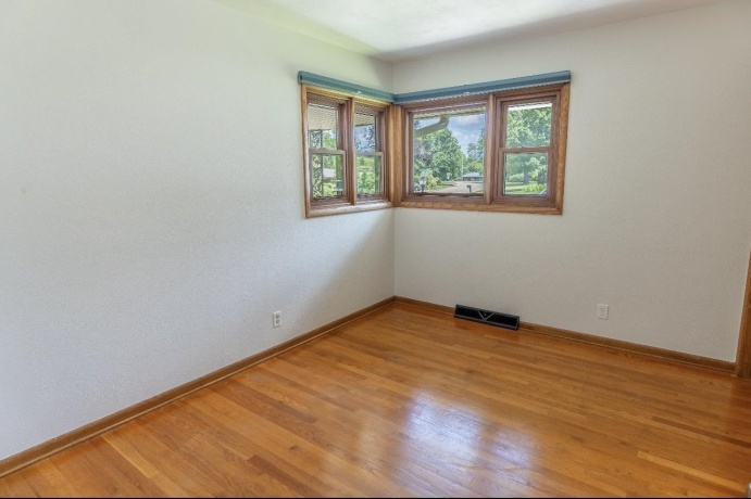 5715 KNOLLWOOD, ROCKFORD, Illinois 61107, 3 Bedrooms Bedrooms, ,1 BathroomBathrooms,House,For Sale,KNOLLWOOD,202604265