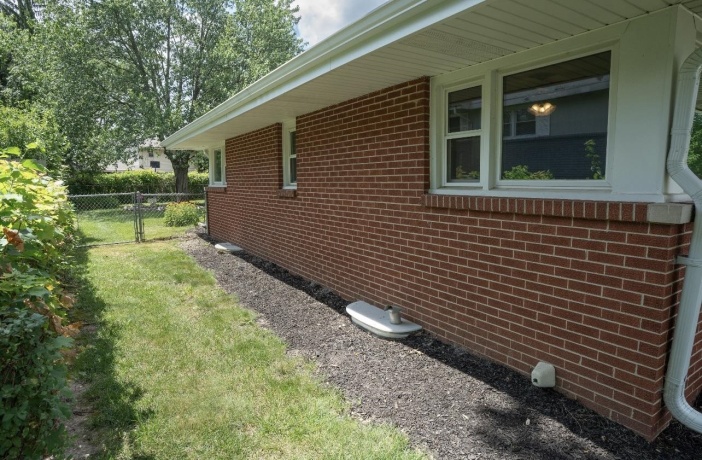 5715 KNOLLWOOD, ROCKFORD, Illinois 61107, 3 Bedrooms Bedrooms, ,1 BathroomBathrooms,House,For Sale,KNOLLWOOD,202604265