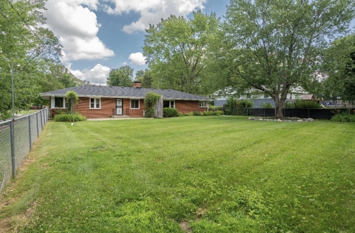 5715 KNOLLWOOD, ROCKFORD, Illinois 61107, 3 Bedrooms Bedrooms, ,1 BathroomBathrooms,House,For Sale,KNOLLWOOD,202604265