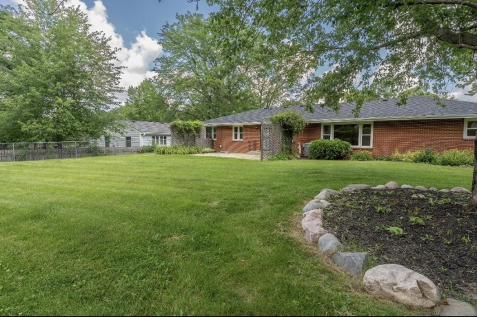 5715 KNOLLWOOD, ROCKFORD, Illinois 61107, 3 Bedrooms Bedrooms, ,1 BathroomBathrooms,House,For Sale,KNOLLWOOD,202604265