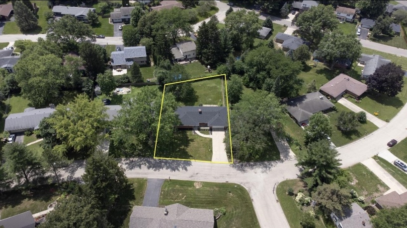 5715 KNOLLWOOD, ROCKFORD, Illinois 61107, 3 Bedrooms Bedrooms, ,1 BathroomBathrooms,House,For Sale,KNOLLWOOD,202604265
