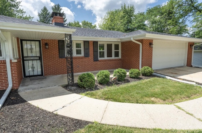 5715 KNOLLWOOD, ROCKFORD, Illinois 61107, 3 Bedrooms Bedrooms, ,1 BathroomBathrooms,House,For Sale,KNOLLWOOD,202604265