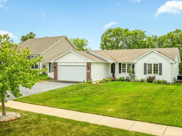 8460 Crooked Bend, MACHESNEY PARK, Illinois 61115, 4 Bedrooms Bedrooms, ,2 BathroomsBathrooms,House,For Sale,Crooked Bend,202604269