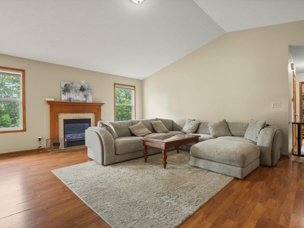 8460 Crooked Bend, MACHESNEY PARK, Illinois 61115, 4 Bedrooms Bedrooms, ,2 BathroomsBathrooms,House,For Sale,Crooked Bend,202604269