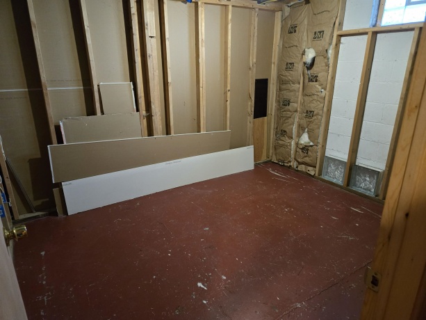 534 St Louis, ROCKFORD, Illinois 61104, 2 Bedrooms Bedrooms, ,1 BathroomBathrooms,House,For Sale,St Louis,202604273