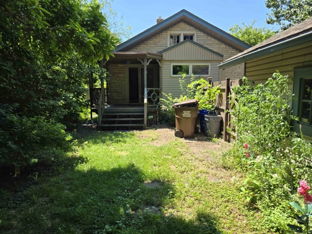 534 St Louis, ROCKFORD, Illinois 61104, 2 Bedrooms Bedrooms, ,1 BathroomBathrooms,House,For Sale,St Louis,202604273