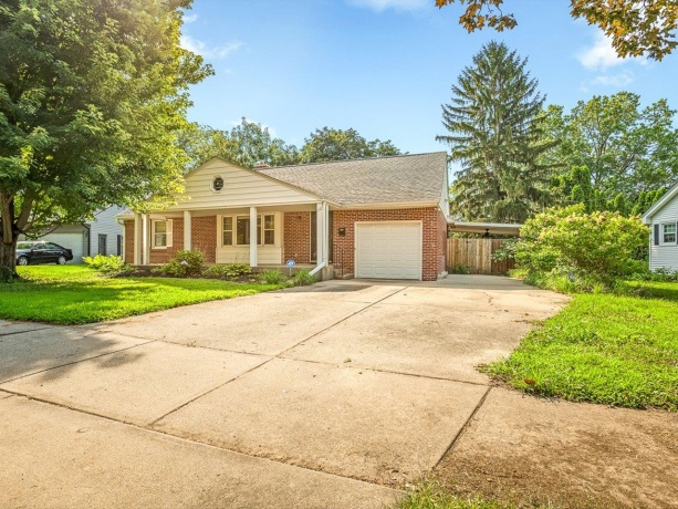 110 Calvin Park, ROCKFORD, Illinois 61108, 2 Bedrooms Bedrooms, ,1 BathroomBathrooms,House,For Sale,Calvin Park,202604276