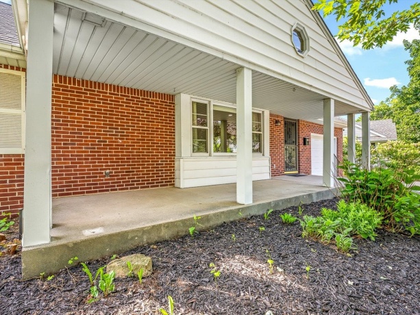 110 Calvin Park, ROCKFORD, Illinois 61108, 2 Bedrooms Bedrooms, ,1 BathroomBathrooms,House,For Sale,Calvin Park,202604276