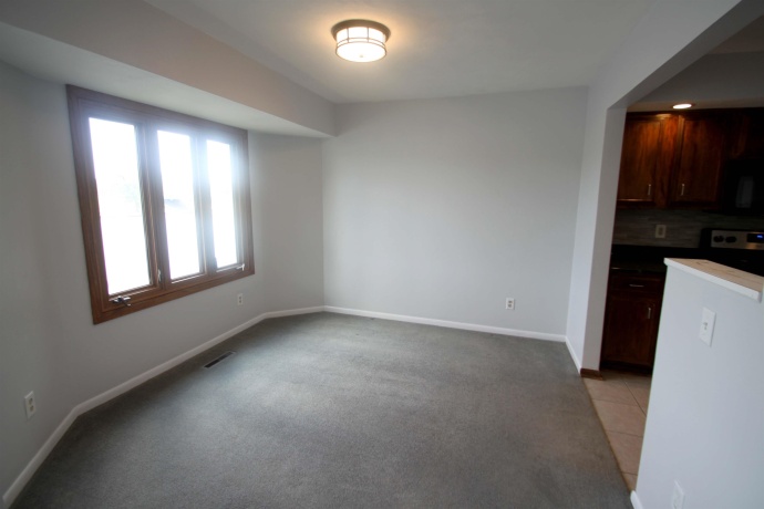 967 Indian Ter #6, ROCKFORD, Illinois 61103, 2 Bedrooms Bedrooms, ,1 BathroomBathrooms,Condominium,For Sale,Indian Ter #6,202604277