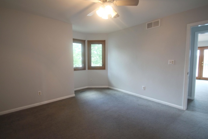 967 Indian Ter #6, ROCKFORD, Illinois 61103, 2 Bedrooms Bedrooms, ,1 BathroomBathrooms,Condominium,For Sale,Indian Ter #6,202604277