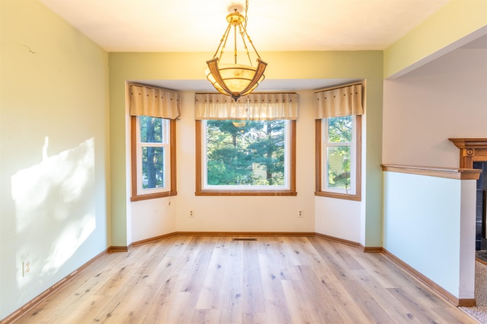 4584 Hampstead, LOVES PARK, Illinois 61111, 3 Bedrooms Bedrooms, ,2 BathroomsBathrooms,House,For Sale,Hampstead,202604115