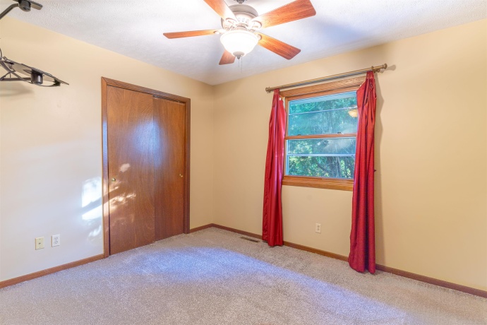 4584 Hampstead, LOVES PARK, Illinois 61111, 3 Bedrooms Bedrooms, ,2 BathroomsBathrooms,House,For Sale,Hampstead,202604115