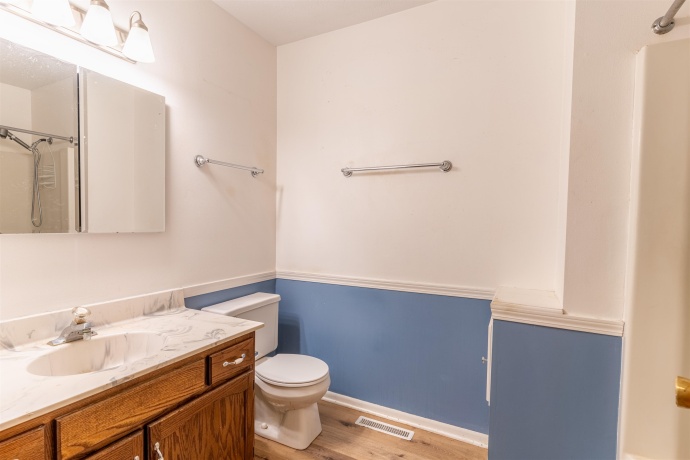 4584 Hampstead, LOVES PARK, Illinois 61111, 3 Bedrooms Bedrooms, ,2 BathroomsBathrooms,House,For Sale,Hampstead,202604115