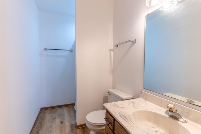 4584 Hampstead, LOVES PARK, Illinois 61111, 3 Bedrooms Bedrooms, ,2 BathroomsBathrooms,House,For Sale,Hampstead,202604115