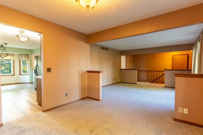 4584 Hampstead, LOVES PARK, Illinois 61111, 3 Bedrooms Bedrooms, ,2 BathroomsBathrooms,House,For Sale,Hampstead,202604115