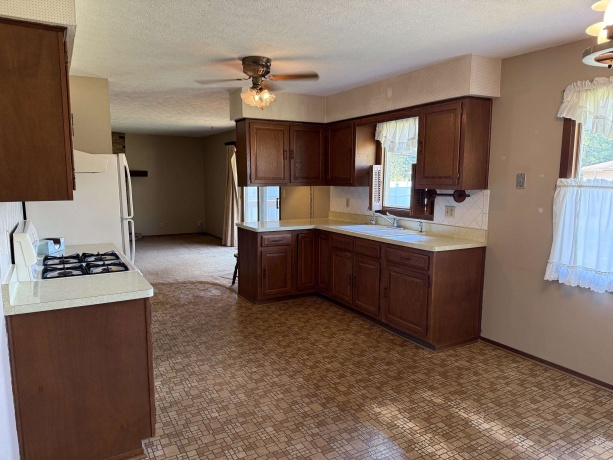 771 Windfield Ln., MACHESNEY PARK, Illinois 61115, 3 Bedrooms Bedrooms, ,1 BathroomBathrooms,House,For Sale,Windfield Ln.,202604278