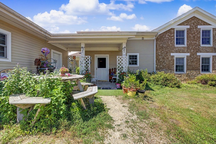 6089 Willow, STOCKTON, Illinois 61085, 3 Bedrooms Bedrooms, ,2 BathroomsBathrooms,House,For Sale,Willow,202604279