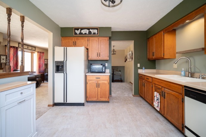 1781 Bracknel, ROCKFORD, Illinois 61103, 4 Bedrooms Bedrooms, ,2 BathroomsBathrooms,House,For Sale,Bracknel,202604282