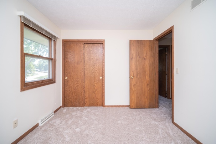 1781 Bracknel, ROCKFORD, Illinois 61103, 4 Bedrooms Bedrooms, ,2 BathroomsBathrooms,House,For Sale,Bracknel,202604282