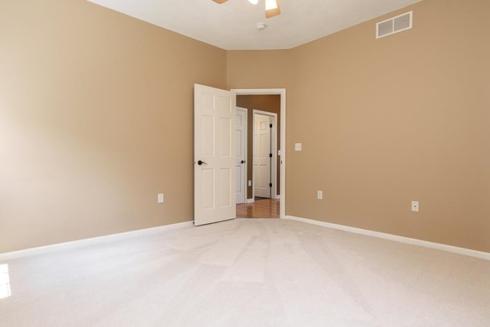 726 MEADOW CROSSING, ROSCOE, Illinois 61073, 4 Bedrooms Bedrooms, ,3 BathroomsBathrooms,House,For Sale,MEADOW CROSSING,202604284