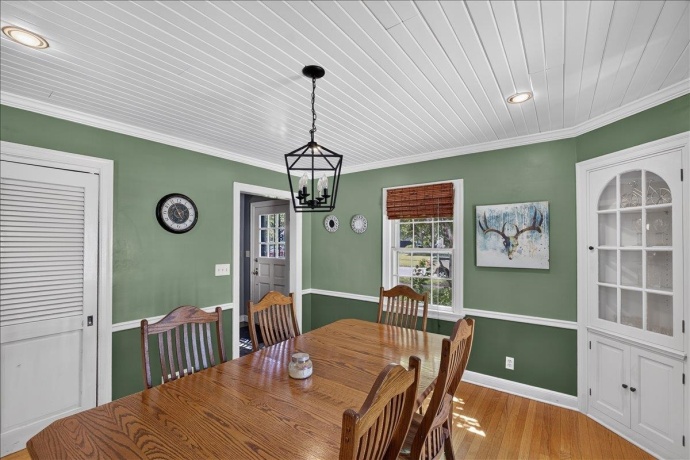 1615 Carney, ROCKFORD, Illinois 61103, 3 Bedrooms Bedrooms, ,1 BathroomBathrooms,House,For Sale,Carney,202604072