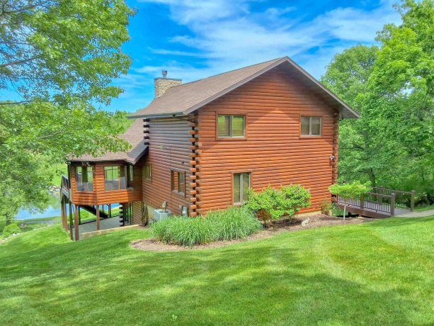 23-99 Brighton, LAKE CARROLL, Illinois 61046, 4 Bedrooms Bedrooms, ,3 BathroomsBathrooms,House,For Sale,Brighton,202604285