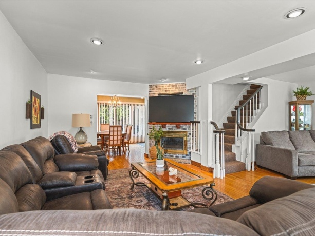 520 Division, PECATONICA, Illinois 61063, 2 Bedrooms Bedrooms, ,3 BathroomsBathrooms,House,For Sale,Division,202604286