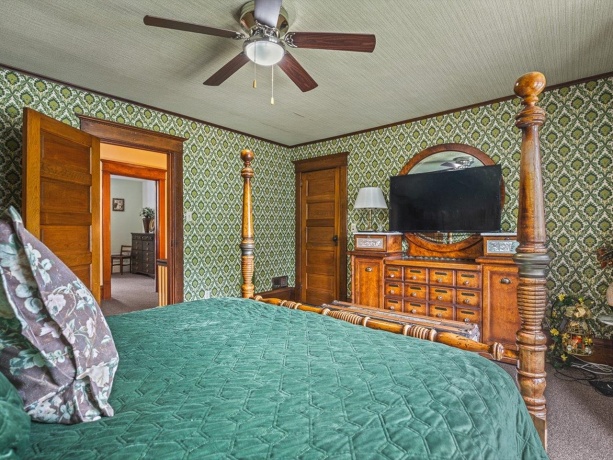 520 Division, PECATONICA, Illinois 61063, 2 Bedrooms Bedrooms, ,3 BathroomsBathrooms,House,For Sale,Division,202604286