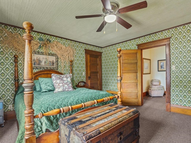 520 Division, PECATONICA, Illinois 61063, 2 Bedrooms Bedrooms, ,3 BathroomsBathrooms,House,For Sale,Division,202604286