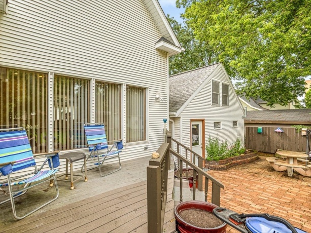 520 Division, PECATONICA, Illinois 61063, 2 Bedrooms Bedrooms, ,3 BathroomsBathrooms,House,For Sale,Division,202604286