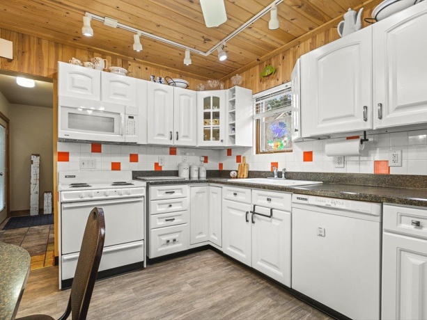 520 Division, PECATONICA, Illinois 61063, 2 Bedrooms Bedrooms, ,3 BathroomsBathrooms,House,For Sale,Division,202604286