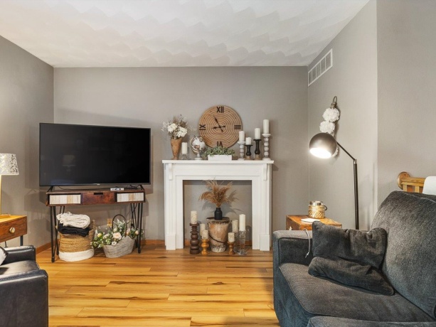 1130 FOX CHASE, ROCKFORD, Illinois 61107, 2 Bedrooms Bedrooms, ,3 BathroomsBathrooms,Condominium,For Sale,FOX CHASE,202604290