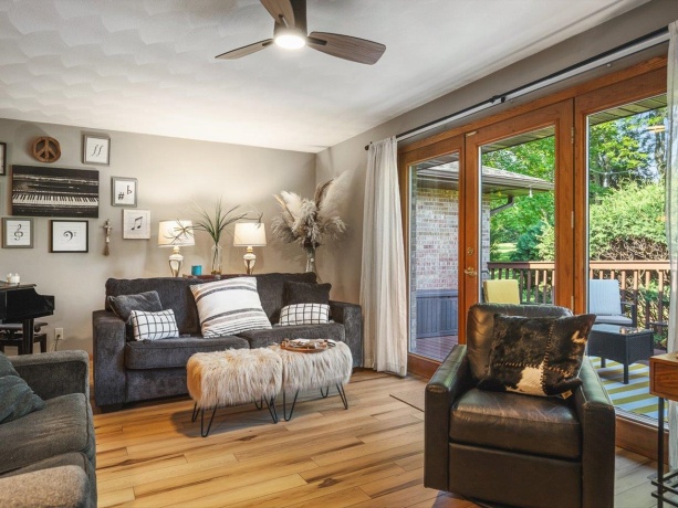 1130 FOX CHASE, ROCKFORD, Illinois 61107, 2 Bedrooms Bedrooms, ,3 BathroomsBathrooms,Condominium,For Sale,FOX CHASE,202604290