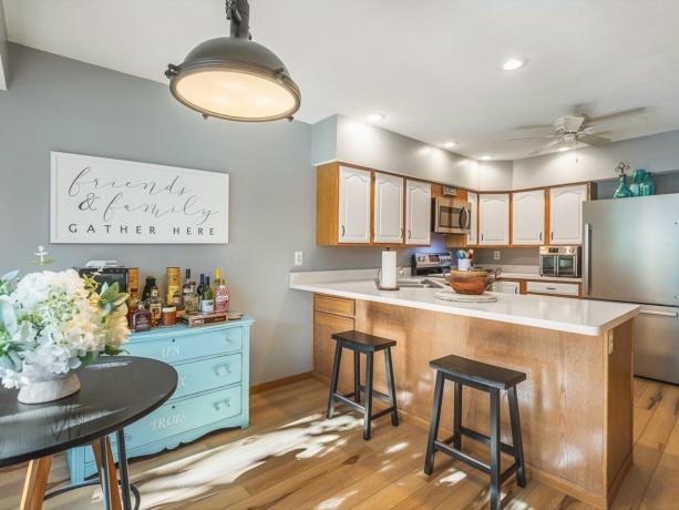 1130 FOX CHASE, ROCKFORD, Illinois 61107, 2 Bedrooms Bedrooms, ,3 BathroomsBathrooms,Condominium,For Sale,FOX CHASE,202604290