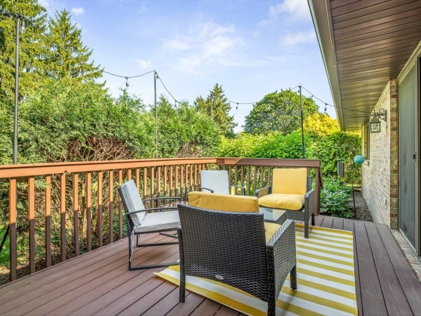 1130 FOX CHASE, ROCKFORD, Illinois 61107, 2 Bedrooms Bedrooms, ,3 BathroomsBathrooms,Condominium,For Sale,FOX CHASE,202604290