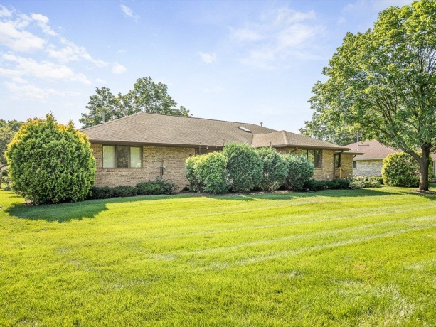1130 FOX CHASE, ROCKFORD, Illinois 61107, 2 Bedrooms Bedrooms, ,3 BathroomsBathrooms,Condominium,For Sale,FOX CHASE,202604290