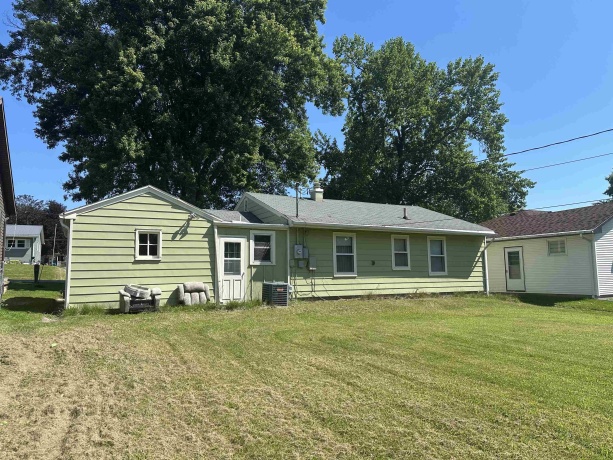 1717 LAWN, SAVANNA, Illinois 61074, 2 Bedrooms Bedrooms, ,1 BathroomBathrooms,House,For Sale,LAWN,202604288