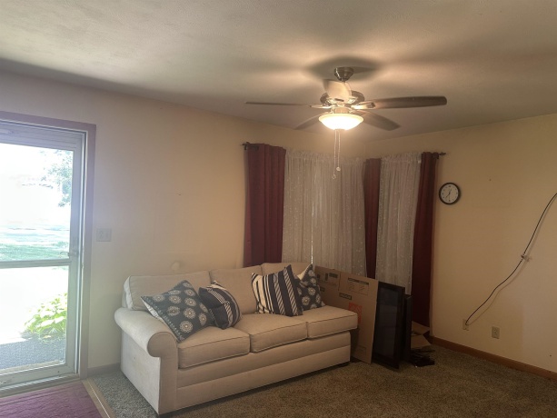 1717 LAWN, SAVANNA, Illinois 61074, 2 Bedrooms Bedrooms, ,1 BathroomBathrooms,House,For Sale,LAWN,202604288
