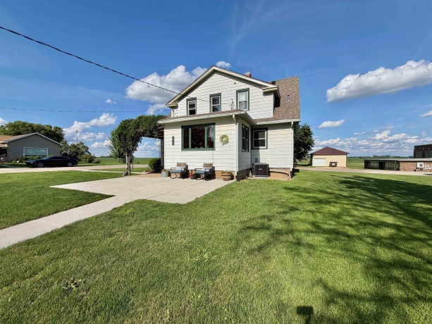 2935 Tracy, SEWARD, Illinois 61077, 3 Bedrooms Bedrooms, ,1 BathroomBathrooms,House,For Sale,Tracy,202603842
