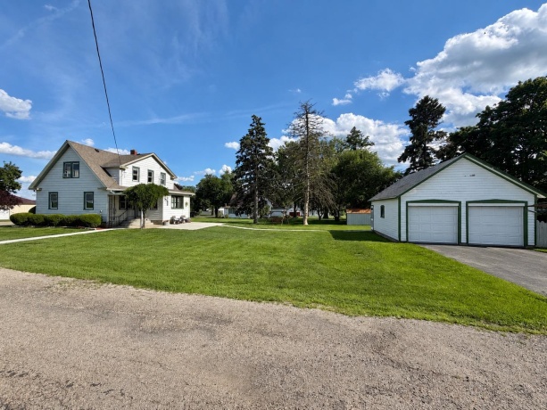 2935 Tracy, SEWARD, Illinois 61077, 3 Bedrooms Bedrooms, ,1 BathroomBathrooms,House,For Sale,Tracy,202603842
