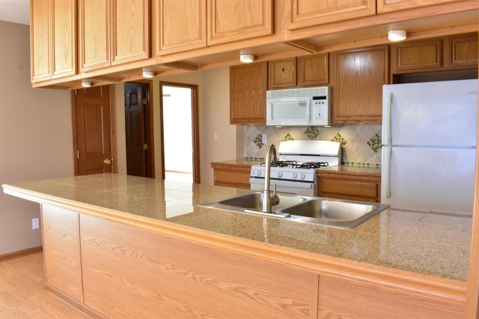 6337 Oak Crest, LOVES PARK, Illinois 61111, 2 Bedrooms Bedrooms, ,2 BathroomsBathrooms,Condominium,For Sale,Oak Crest,202604296